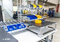 Effizient organisierte Lager- und Materialflussstrukturen bilden die Grundlage für wirtschaftliche Produktionsprozesse. Modulare Regalsysteme und klar strukturierte Bereitstellungsbereiche unterstützen kurze Wege, transparente Abläufe und die Umsetzung von Lean-Production-Prinzipien – entscheidende Faktoren bei der Auswahl der passenden Lagerart.