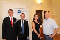 Im Dialog (von links): Christof Geiger, IHK-Geschäftsstellenleiter Bad Mergentheim; Andreas Lehr, stellvertretender Bürgermeister Bad Mergentheim; Elke Schweig, Hauptgeschäftsführerin IHK Heilbronn-Franken und Prof. Dr. Harald Unkelbach, Präsident IHK Heilbronn-Franken, Foto: IHK