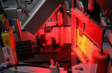 Etiketteninspektion mit OCTUM-ID-Systemen