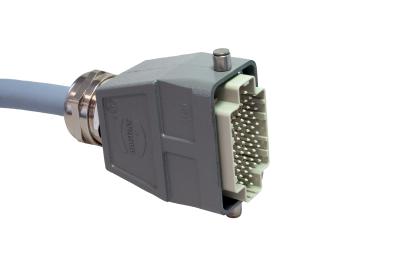 The ”Triple D“ transmit signals or power via a maximum of 107 contacts