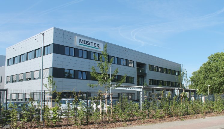Moster-Success-Story-1.jpg