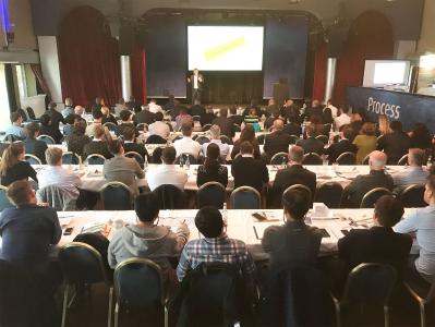 Method Park CTO Dr. Erich Meier skizziert bei Process Insights Germany 2019 die Stages Roadmap