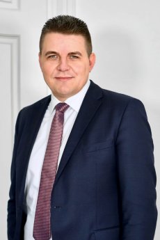 RA Sebastian Scheuer l Stellmach-Bröckers l Bild von Oliver Brenneisen.webp