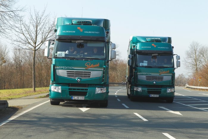 Renault_Trucks_fuel_eco_Bartkowiak.JPG