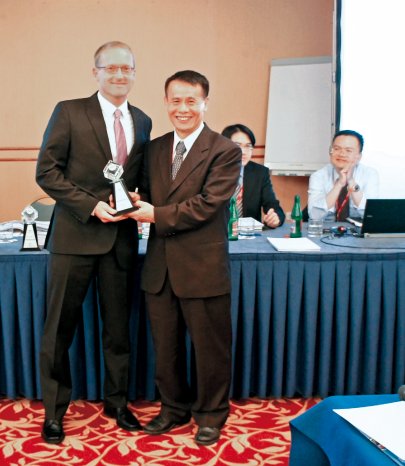 Excellent Partner Award 2012.jpg