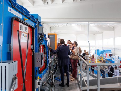 stadler-igers-textile-recycling-plant-italy_1920x1440.jpg