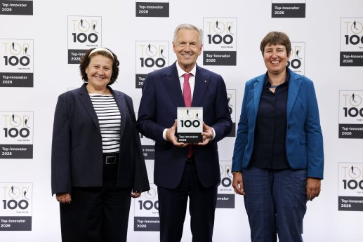 Offizielles Foto TOP100 Preisverleihung_mittel.jpg