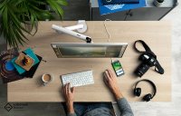 Machen Sie reinen Tisch! Monitorhalterungen schaffen Platz