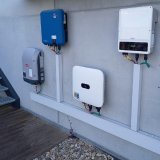 Unex liefert isolierende Kabeltragsysteme und Kanäle für sichere Wechselrichterinstallationen in Photovoltaikanlagen Unex liefert isolierende Kabeltragsysteme und Kanäle für sichere Wechselrichterinstallationen in Photovoltaikanlagen