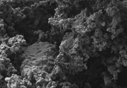 Crystals on the sintered filter wall