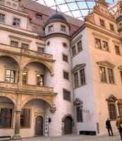 Inner Courtyard of Dresden Castle with foil cushion roof made with Dyneon ETFE / Photo: Richard Huber
