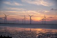 Nicht für die Ewigkeit bestimmt: Windenergieanlagen müssen nach etwa 20 bis 25 Jahre demontiert und ersetzt werden. (Bildlizenz: CC0 Public Domain – Freie kommerzielle Nutzung, kein Bildnachweis nötig)