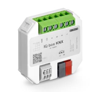 Intelligenter lüften: Fenster mit IQ windowdrives lassen sich über das Schnittstellenmodul IQ box KNX in den KNX-Gebäudebus integrieren. Foto: GEZE GmbH