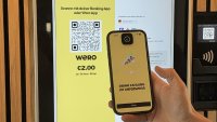 Eine Wero Zahlung wird an einem Automatenmodell von Stüwer erstmals durchgeführt.