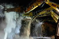 Atlas Copco: Brückenabriss als rasante Höchstleistung 