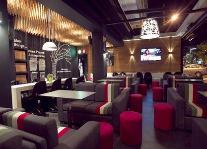 Impact is all the Fashion at Catwalk Café-Bar