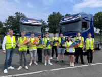 Am Standort Greven hat die GREIWING logistics for you GmbH acht Nachwuchskräfte zum Ausbildungsstart begrüßt. (Foto: GREIWING)