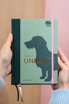 Projektbuch geschlossen.jpg