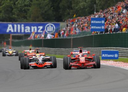 Die Zeitstrafe wirft den Briten Hamilton nun auf den 3.Platz zurück