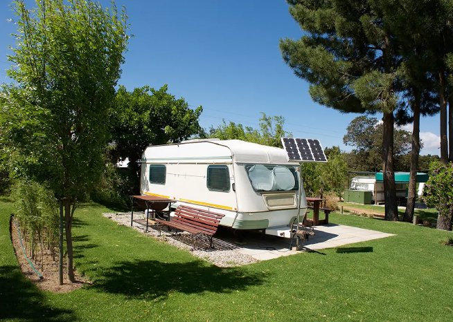 stecker-solargeraet-camping.jpg.png