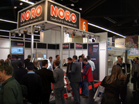 Erste Vorschau auf den Elektronischen Produktkatalog von NORO Rohrsysteme auf der Powtech Messe in Nürnberg / @ CADENAS GmbH