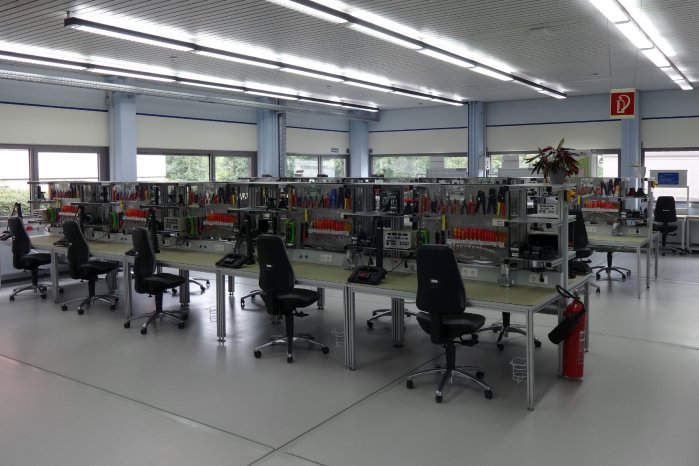 TQS Durach_Lehrwerkstatt.jpg