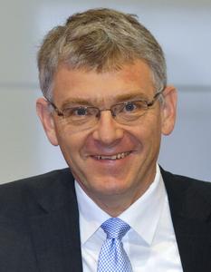 "Für Anwender entsteht ein sehr hoher Nutzen, wenn durch Integration und Schnittstellen die Prozesse in der Produktentstehung beschleunigt werden‘", erklärt Maximilian Brandl, Vorsitzender der Geschäftsführung von Eplan