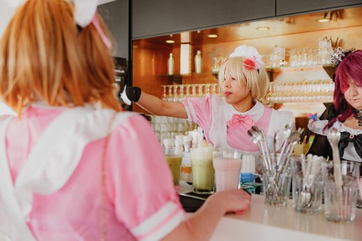 MAG-C25_Maid Café_(c)Jerrofotografie.jpg