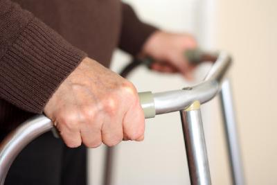 Bei gesundheitlichen Problemen: Große Auswahl gebrauchter Treppenlifte (Foto:Shutterstock)