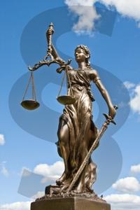 Justitia braucht kein Facelift, sondern eine Reform (Foto: Thorben Wengert/pixelio.de)