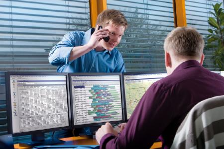 Opheo ist ein Transportleitstand- und Telematik-System für Tourenplanung, grafische Disposition, Steuerung und Forecasting. Bild: initions AG