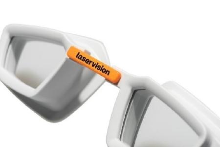 Die NEUE P01-Patientenbrille (Quelle: laservision)