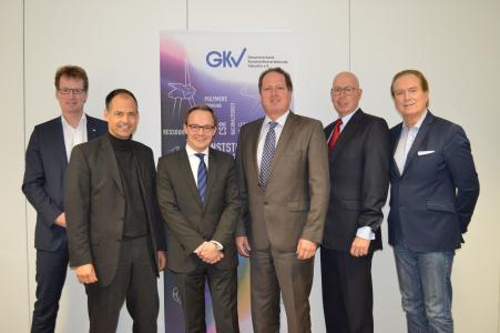 Geschäftsführer des GKV und seiner Trägerverbände v.l.n.r.: Dr. Elmar Witten (AVK), Michael Weigelt (TecPart), Dr. Oliver Möllenstädt (GKV), Klaus Junginger (FSK), Ralf Olsen (pro-K), Ulf Kelterborn (IK)