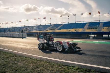 The electric race car “eiger” has a four wheel drivetrain that is controlled by an FPGA on the Enclustra Mercury ZX5 SoC module. (pictures: Frank Schaufelberger / AMZ)
