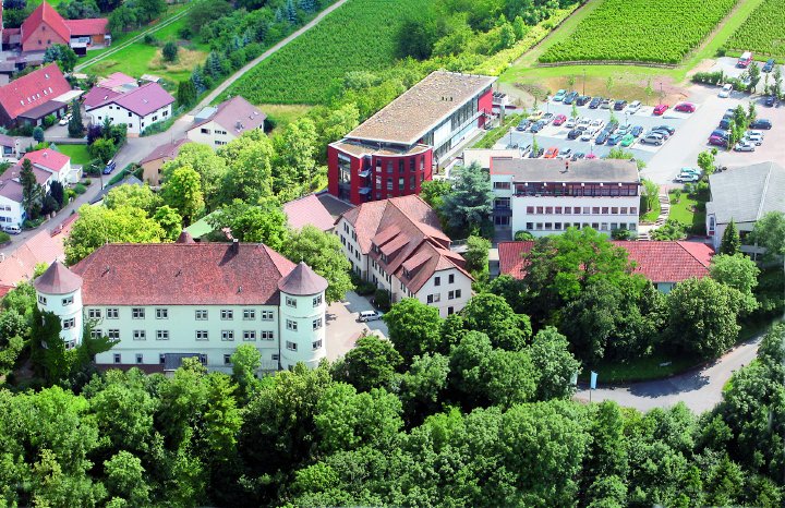 HOH_Luftaufnahme_RETUSCHE_2008.jpg