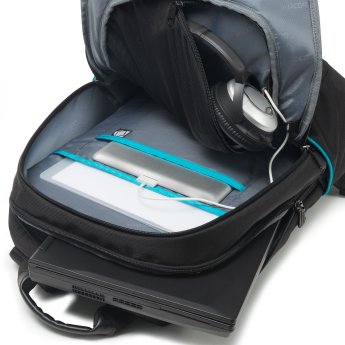 Backpack_Trade_14-15-6_D31043_Black_close_up_tablet_compartment.jpg