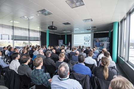 Über 140 Besucher an zwei Tagen ließen sich den Branchentreff Stanzwerkzeugbau bei Meusburger nicht entgehen / (c) Meusburger