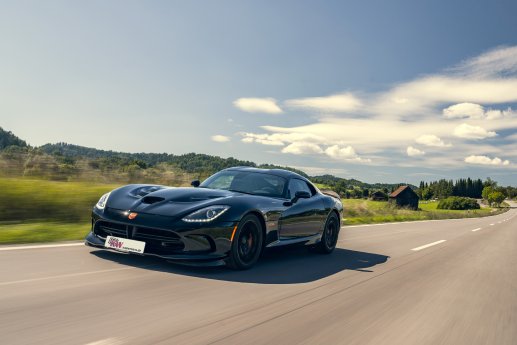 KW_HLS_Evolution_KW_V5_HLS_Dodge_SRT_Viper_VX_I_2012-2017_Fahraufnahme_001.jpg