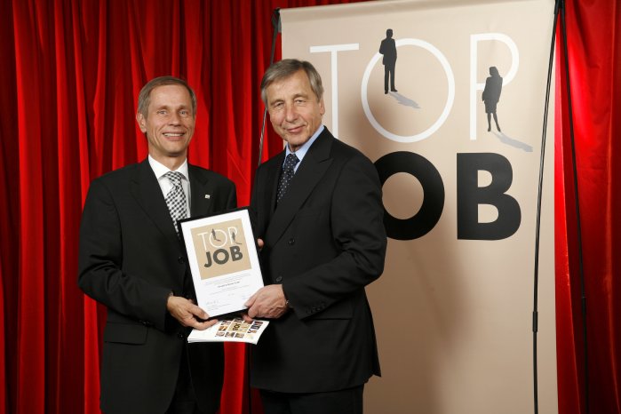 Foto_Top-Job-Auszeichnung_Horvath[1].jpg