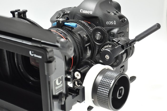 Canon 1D MK IV mit Vollausstattung.JPG