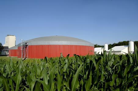 Biomethan gilt als flexibler Energieträger und kann für die Verstromung, die Wärmenutzung und als Kraftfahrzeugtreibstoff eingesetzt werden