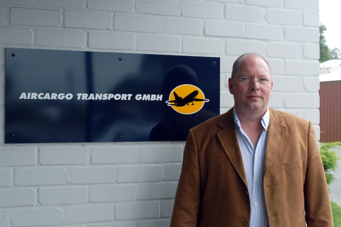 Horst Boedecker - Niederlassungsleiter der Aircargo Transport GmbH.jpg