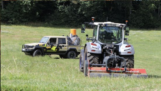 11_Traktor&Remote.png