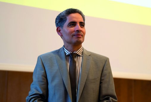 Portrait 1 Dr. Ali Mabrouk 4c.jpg