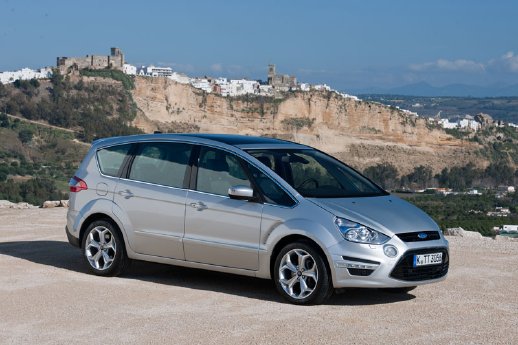 Ford_S-MAX.jpg
