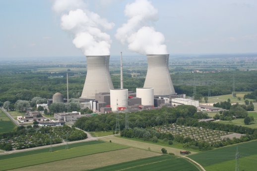 Kernkraftwerk Gundremmingen 2016.jpg