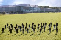 Die neuen 40 Auszubildenden und Studierenden der WITTENSTEIN SE, Bildquelle: WITTENSTEIN SE