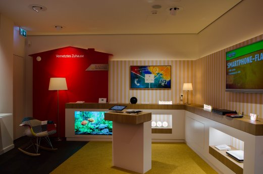 Foto_Vodafone eröffnet Flagshipstore in München_10-06-2015.jpg
