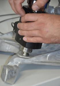 Dynatest SCX_Prüfung von Aluminiumgussteilen im Verfahren HB10 Detail