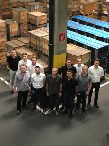Die angehenden Wirtschaftsingenieure, begleitet von ihrem Professor, stellten den Projektbeteiligten sowie der Geschäftsführung der Unternehmensgruppe ELSEN ihre Ergebnisse vor (Foto: ELSEN)